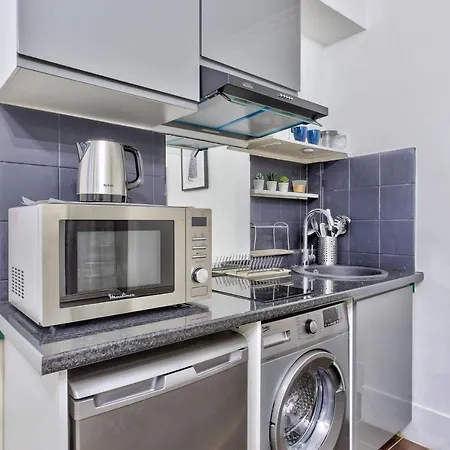 Beautiful Flat Just Nearby Madeleine In - Welkeys Apartment Paris